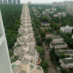 4 BHK + Extra Room Villa For Sale in Clover Highlands Row House