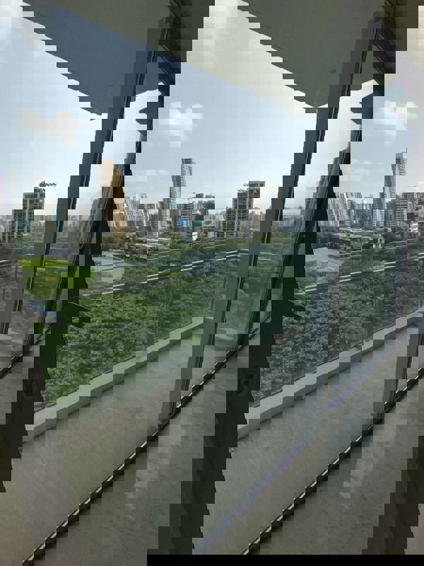 4 BHK + Servant Room Apartment For Sale in Oberoi Enigma