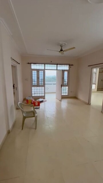 Building Lobby in 3 BHK Apartment at Gomti Nagar – for Rent