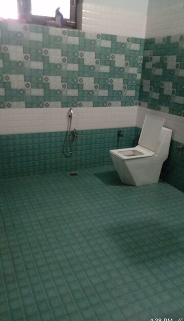 Bathroom in 2.5 BHK Independent House at Patel Nagar 1 – for Sale