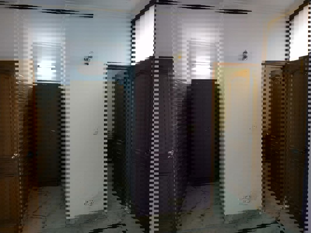 1.5 BHK + Study Room Builder Floor For Rent in Builder Floor 