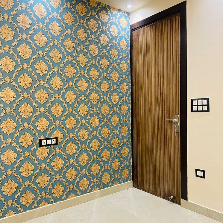 Room, dwarka mor 2 Bedroom 55 Sq.Yd. Builder Floor In Dwarka Mor Delhi 9729001