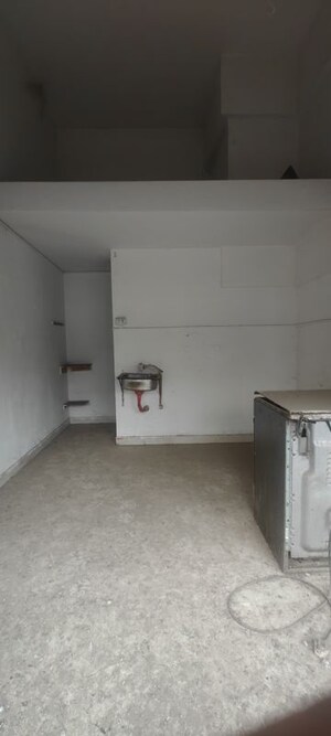 Team Area in  Shop at Dynamic Grandeur, Undri – for Rent