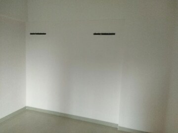 Room in 2 BHK Apartment at Vihang Golden Hills B3, Bhayandarpada – for Rent