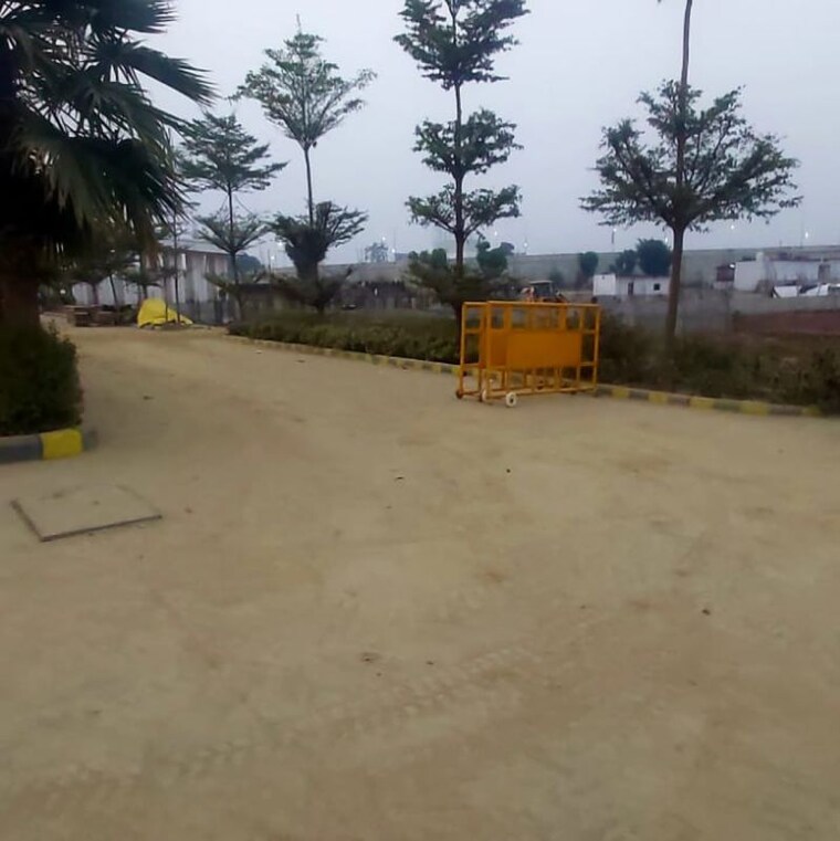  Parking, kailasha-enclave  1800 Sq.Ft. Plot In Hasanpur Khevali Lucknow 9729008