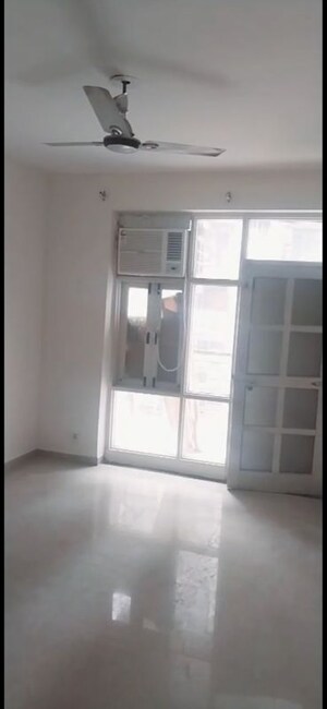 Bathroom in 2 BHK Apartment at Omaxe Heights, Sector 86 – for Rent