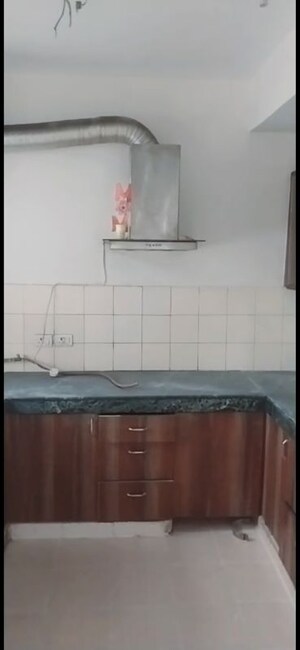 Bathroom in 2 BHK Apartment at Omaxe Heights, Sector 86 – for Rent