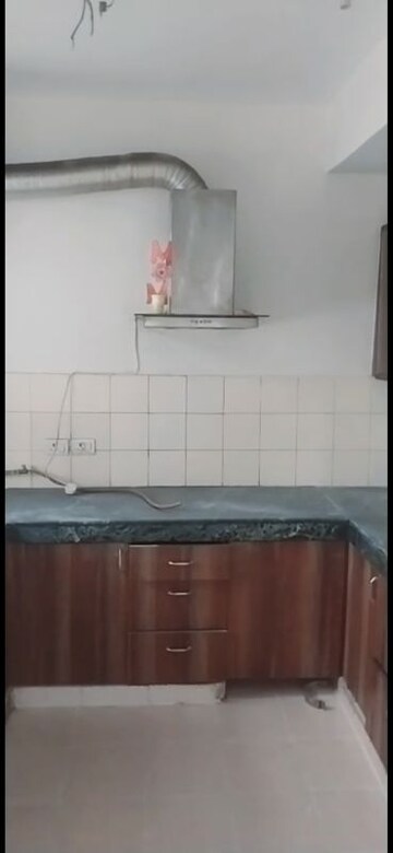 Bathroom in 2 BHK Apartment at Omaxe Heights, Sector 86 – for Rent