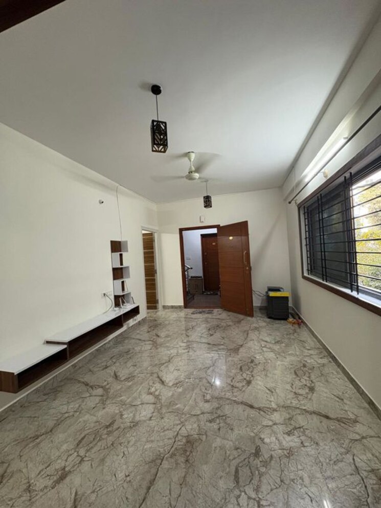 Room, hsr layout 2 Bedroom 865 Sq.Ft. Builder Floor In Hsr Layout Bangalore 9729020