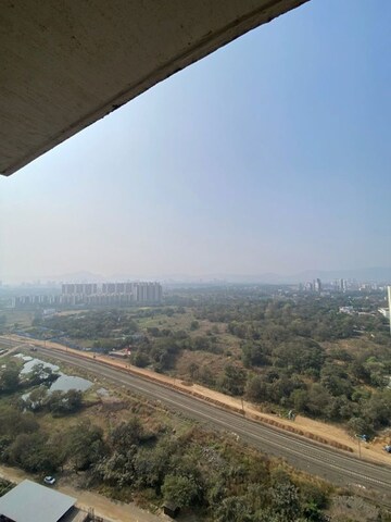 Master Bedroom in 1.5 BHK Apartment at Runwal My City, Dombivli East – for Rent