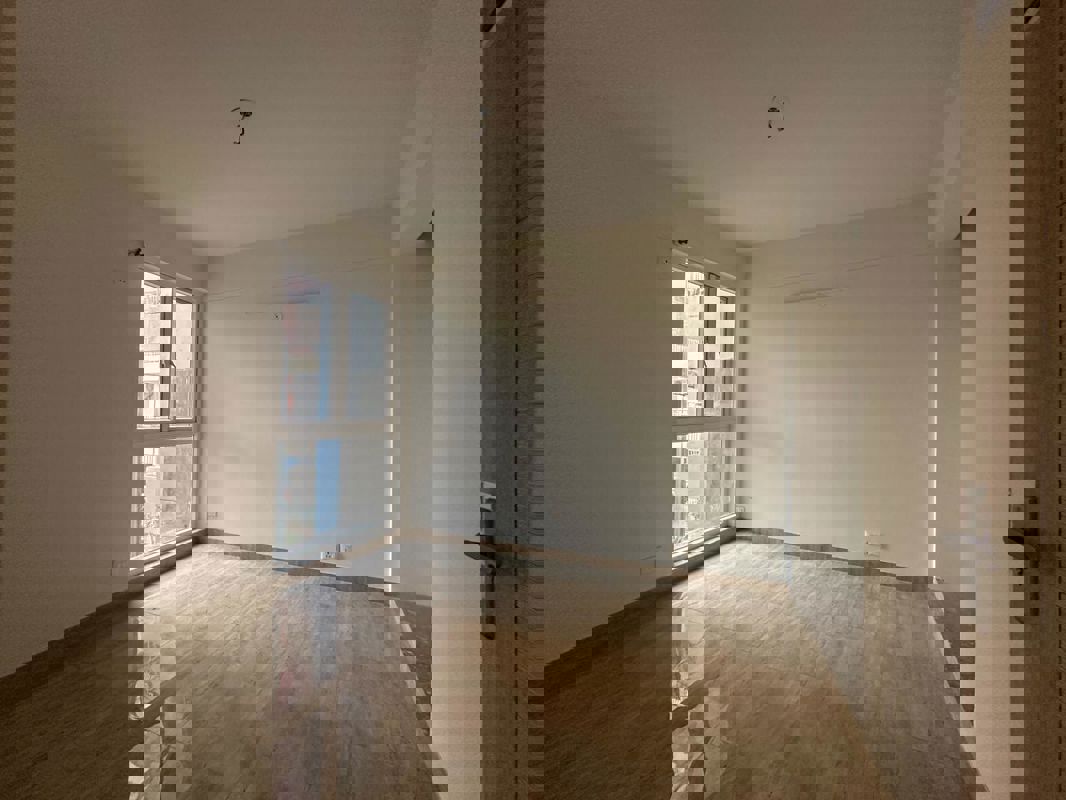 3.5 BHK + Servant Room Apartment For Sale in KLJ Greens