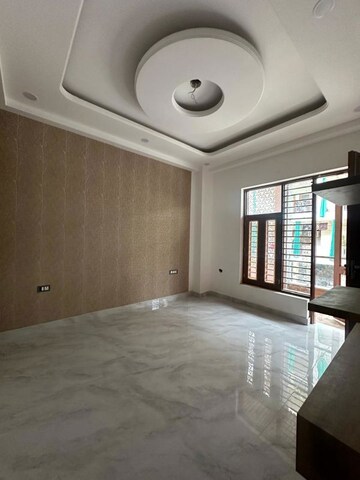 Bedroom in 3 BHK Builder Floor at Fidato Honour Homes, Sector 89 – for Sale