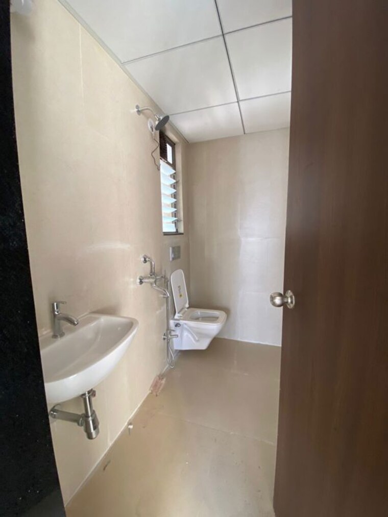 Bathroom, runwal-my-city 1.5 Bedroom 579 Sq.Ft. Apartment In Dombivli East Thane 9729039