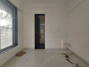 Room in 1 BHK Apartment at Neminath Nemi Bhavan, Goregaon West – for Rent