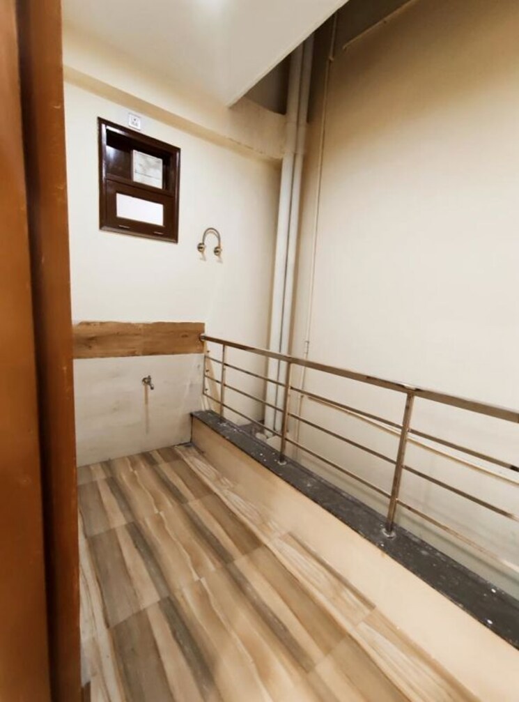 Balcony, sector 15 2 Bedroom 1300 Sq.Ft. Builder Floor In Sector 15 Gurgaon 9729047