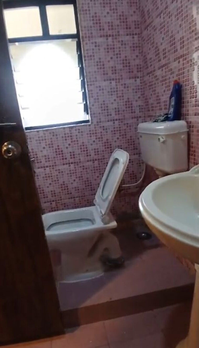 Master Bedroom, kumar-urban-kubera-colony 2 Bedroom 1050 Sq.Ft. Apartment In Kondhwa Pune 9729051