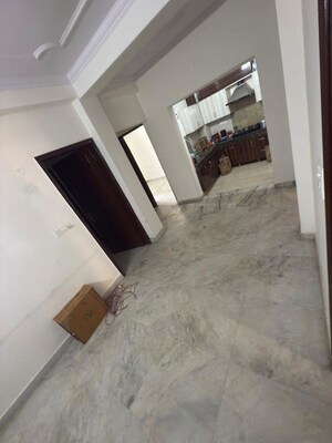 Staircase in 3 BHK Builder Floor at Sector 43 – for Rent