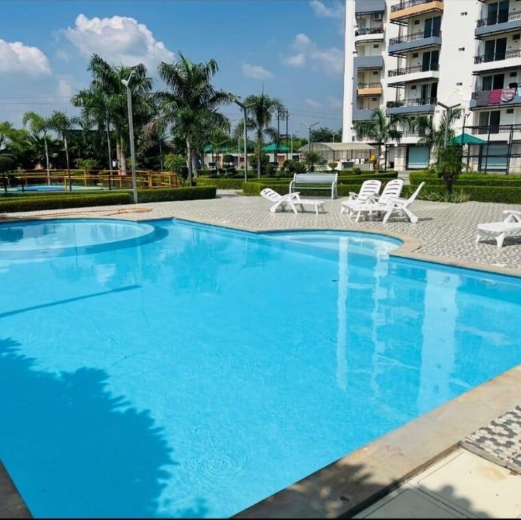 Swimming Pool, ratan-galaxy 4 Bedroom 2535 Sq.Ft. Apartment In Lalbagh Lucknow 9729061