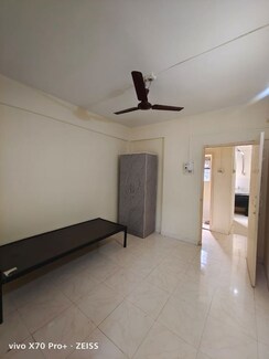 1 BHK Apartment For Rent in Dhanlaxmi Park