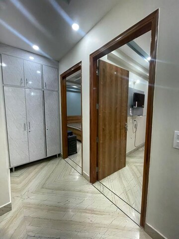 Building Lobby in 2 BHK Builder Floor at Sector 42 – for Rent