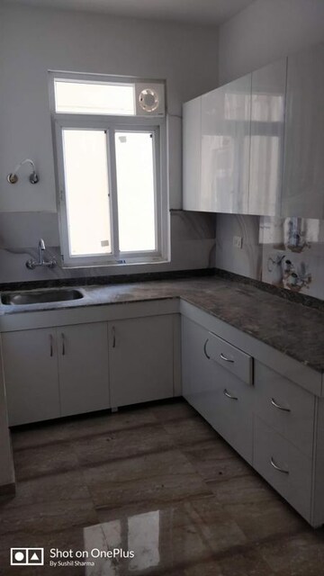 Kitchen in 2.5 BHK Builder Floor at Smart World Gems, Sector 89 – for Rent