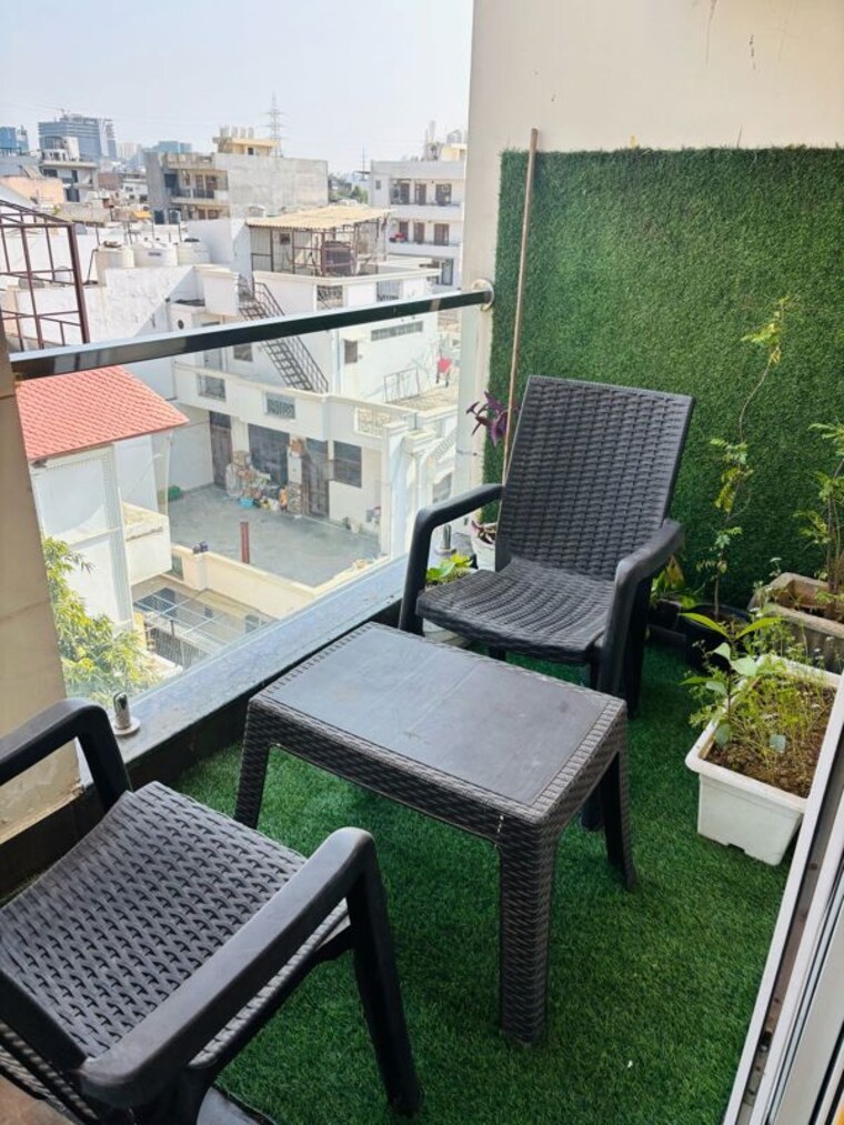 Balcony, sector 15 3 Bedroom 1800 Sq.Ft. Builder Floor In Sector 15 Gurgaon 9729090