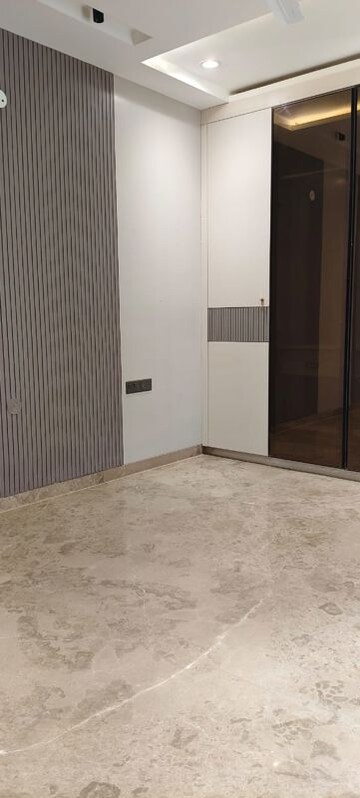 3 BHK Builder Floor For Rent in Sector 15