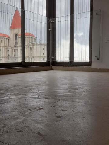 Room in 2 BHK Apartment at Kanakia Silicon Valley, Powai – for Sale