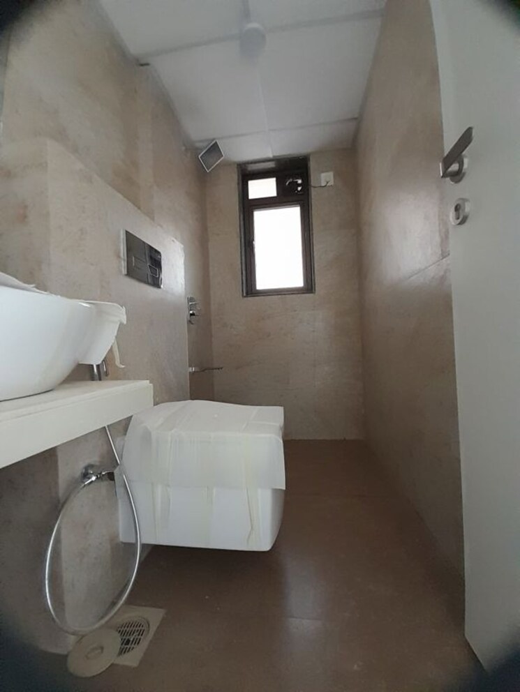 Bathroom, kanakia-silicon-valley 2 Bedroom 669 Sq.Ft. Apartment In Powai Mumbai 9729132