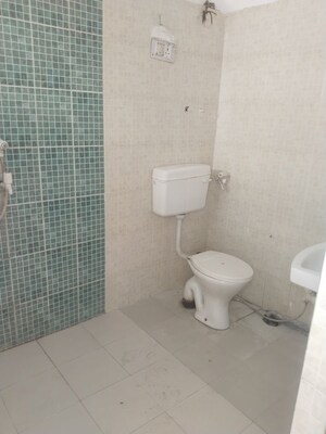 Bathroom in 2 BHK Builder Floor at Gomti Nagar – for Rent