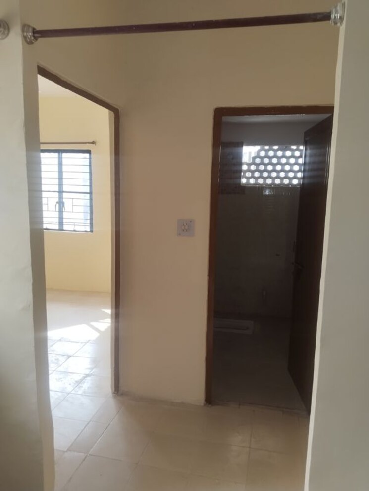 Room, gomti nagar 2 Bedroom 700 Sq.Ft. Builder Floor In Gomti Nagar Lucknow 9729136
