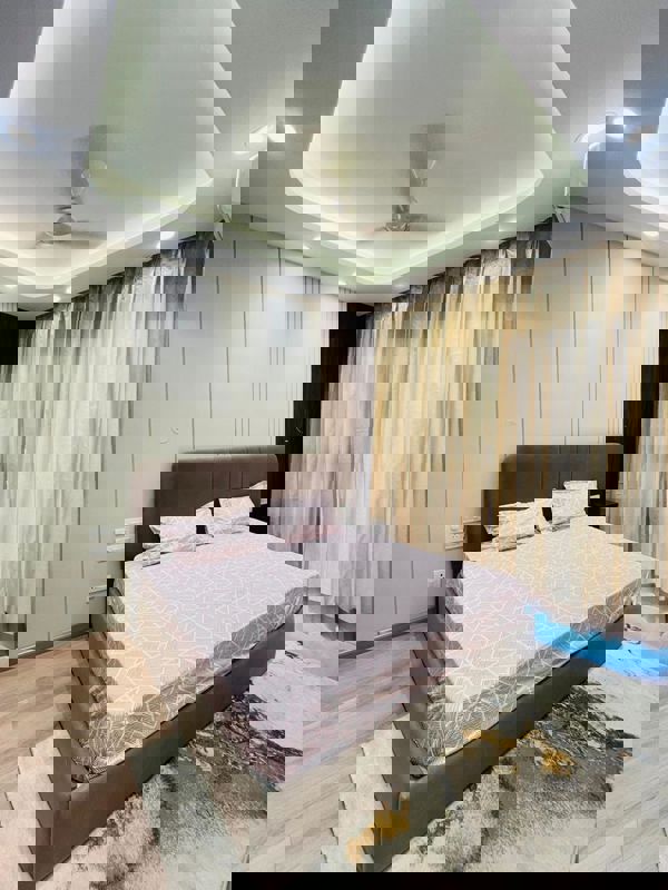 4 BHK + Servant Room 2720 Sq.Ft. Apartment in Godrej Meridien