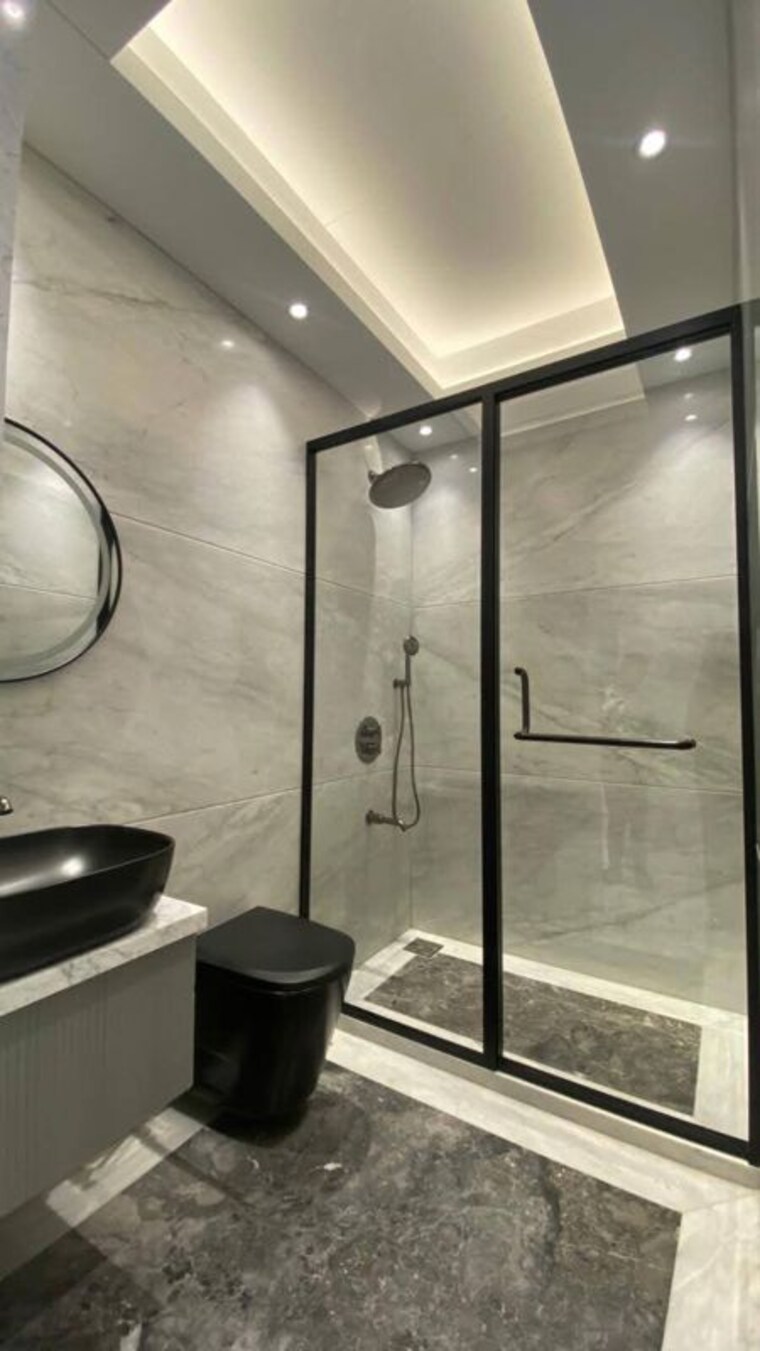 Bathroom, greater kailash 4 Bedroom 4450 Sq.Ft. Builder Floor In Greater Kailash Delhi 9729151