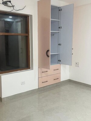 Bathroom in 3 BHK Builder Floor at Sector 57 – for Rent