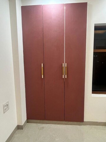 Furnished Amenities in 3 BHK Builder Floor at Sector 57 – for Rent