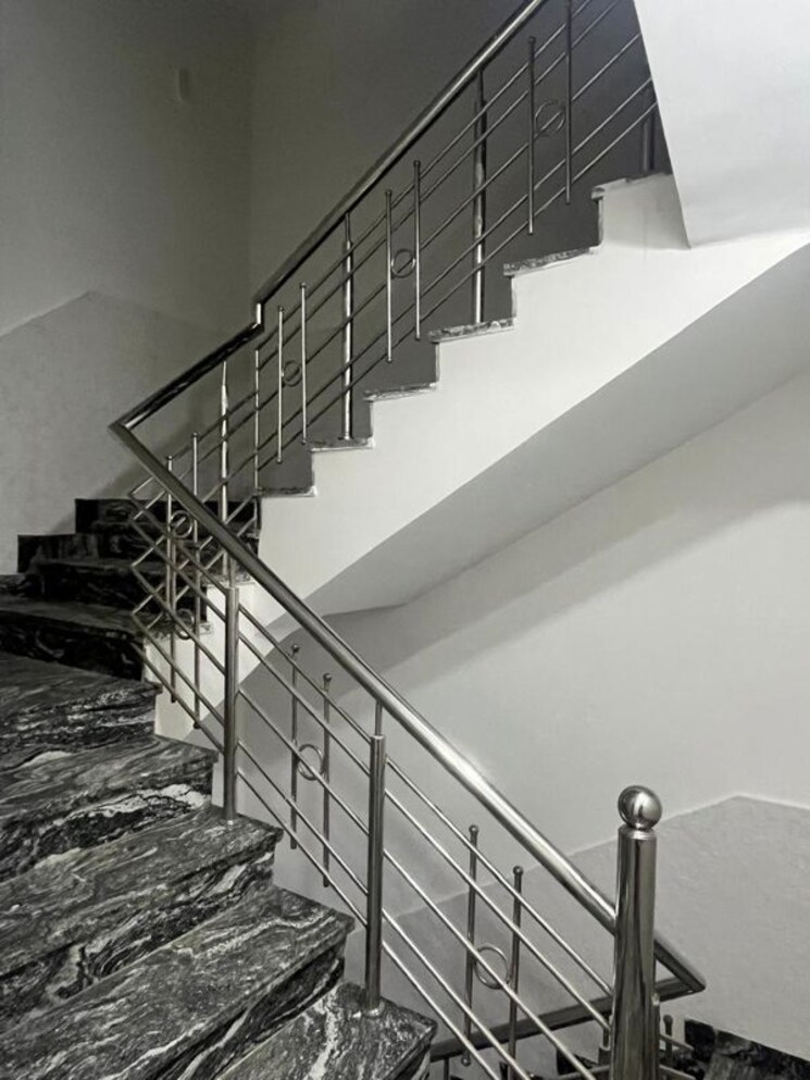 undefined, sector 57 3 Bedroom 260 Sq.Yd. Builder Floor In Sector 57 Gurgaon 9729142