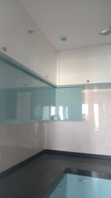 Room in 2 BHK Apartment at Ambegaon Budruk – for Rent