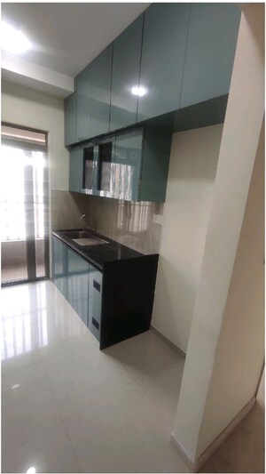 Kitchen in 2 BHK Apartment at Kalpataru Paramount, Kapur Bawdi – for Rent