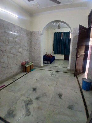  1 BHK Independent House at Sector 40 – for Rent