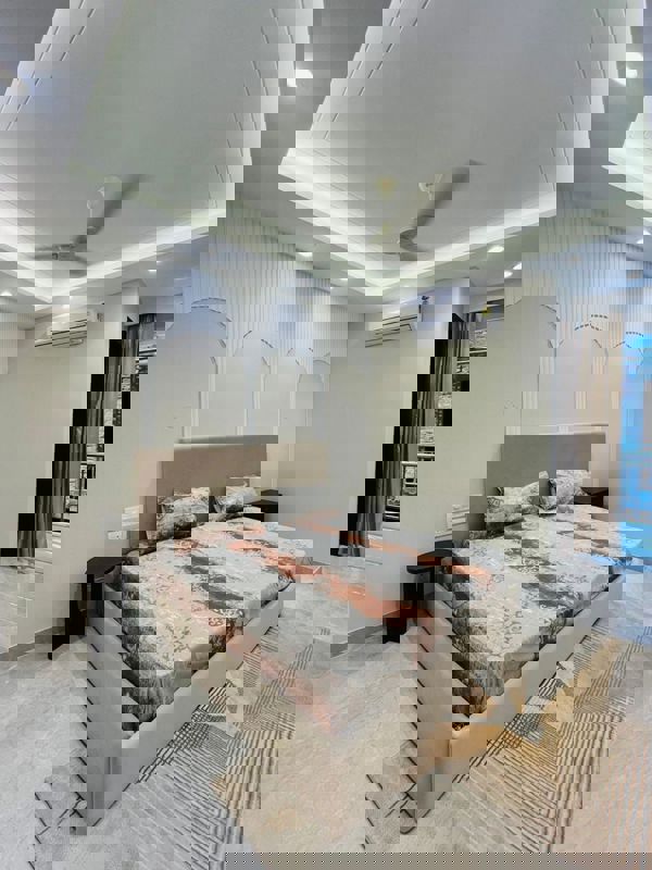 4 BHK + Servant Room Apartment For Sale in Godrej Meridien