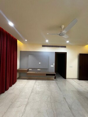Bedroom in 4 BHK Villa at SS Hibiscus, Sector 50 – for Rent