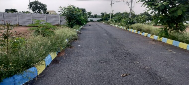 Garden, vision-samrudhi-homes  357 Sq.Yd. Plot In Shadnagar Hyderabad 9729196