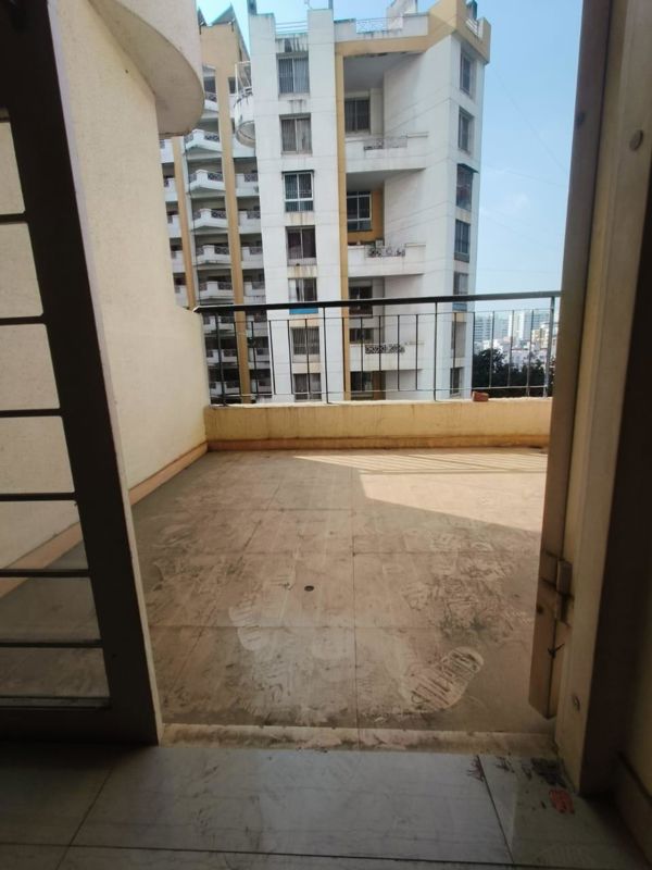 1 BHK + Extra Room Apartment For Rent in Puranik Abitante