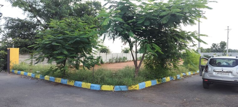 Garden, vision-samrudhi-homes  250 Sq.Yd. Plot In Shadnagar Hyderabad 9729211