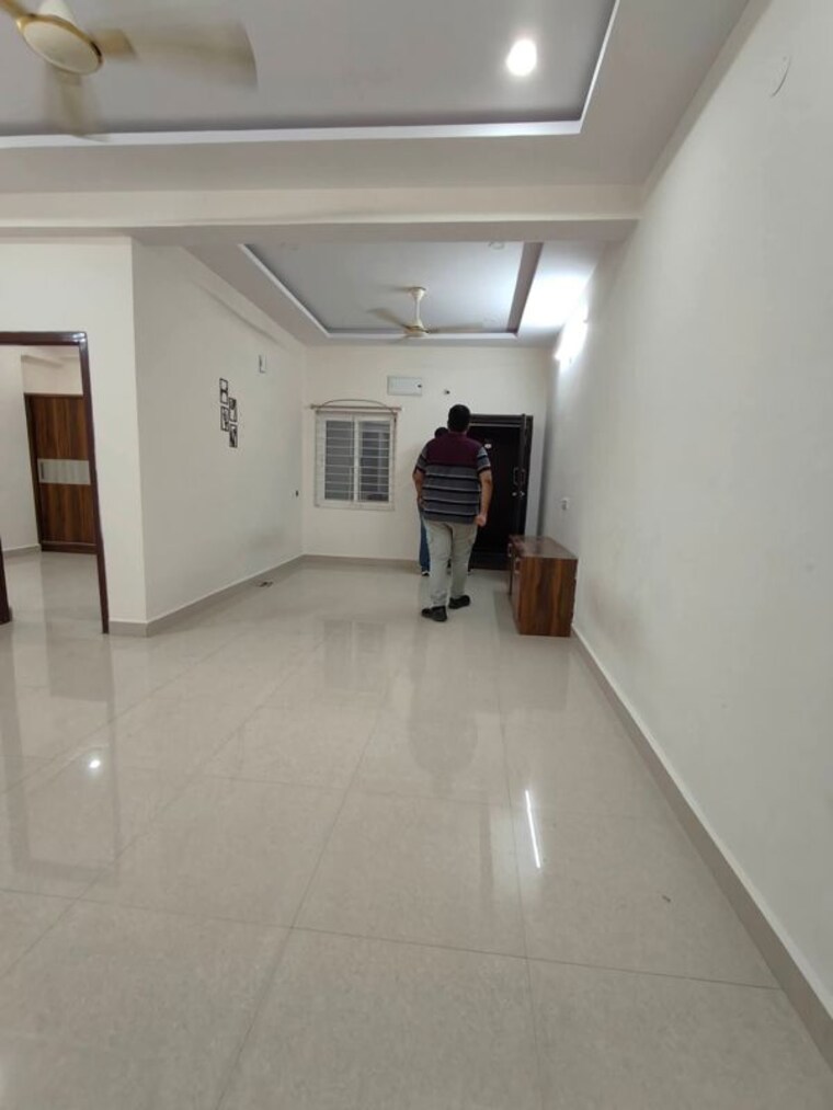 Room, kondapur 2 Bedroom 1150 Sq.Ft. Apartment In Kondapur Hyderabad 9729225