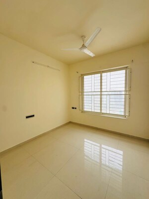 Room in 2.5 BHK Apartment at Pharande Puneville, Punawale – for Rent