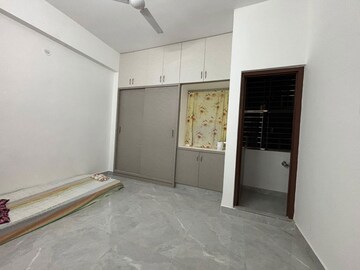 Room in 1 BHK Apartment at Kondapur – for Rent