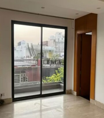 3.5 BHK Builder Floor For Rent in Mansarover Garden