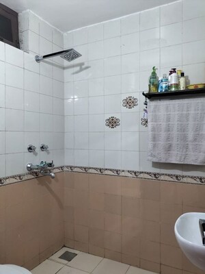 Bathroom in 3 BHK Builder Floor at Huda Market, Sector 31 – for Rent