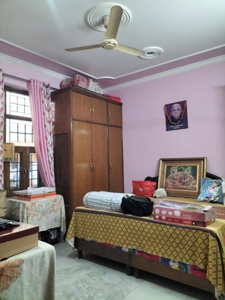 Bedroom, huda-market 3 Bedroom 1900 Sq.Ft. Builder Floor In Sector 31 Gurgaon 9729245